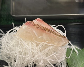 Dinner at Takara Zushi Bunten (宝寿司分店)