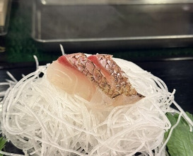 Dinner at Takara Zushi Bunten (宝寿司分店)