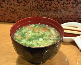 Dinner at Takara Zushi Bunten (宝寿司分店)