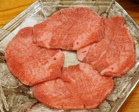Dinner at Tokyo Niku Shabuya (東京肉しゃぶ家)