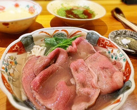 Dinner at Tokyo Niku Shabuya (東京肉しゃぶ家)