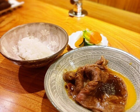 Dinner at Tokyo Niku Shabuya (東京肉しゃぶ家)