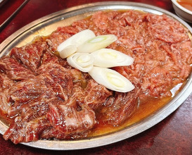 Dinner at Tokyo En (東京園)