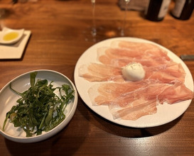 Dinner at TOM Curiosa