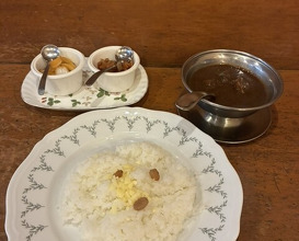 Dinner at European Curry Tomato (トマト)