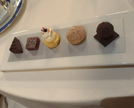 Dinner at TOUR D'ARGENT Toukyou (トゥールダルジャン 東京)