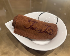 Dinner at Tout La Joie Ism (トゥ・ラ・ジョア イズム)