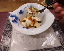 Dinner at Tout La Joie Ism (トゥ・ラ・ジョア イズム)
