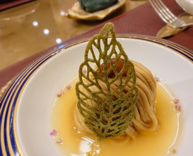 Dinner at Tout La Joie Ism (トゥ・ラ・ジョア イズム)