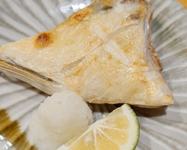 Dinner at Uotora (魚虎)