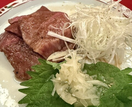 Dinner at Yassan (安参)