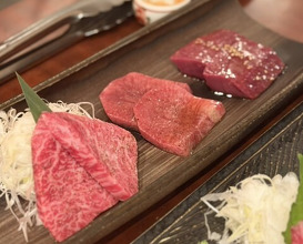 Dinner at Yoroniku