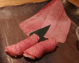 Dinner at Yoroniku