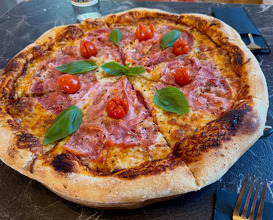 Dinner at Art Bakery & Gourmet