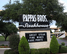 Dinner at Pappas Bros. Steakhouse