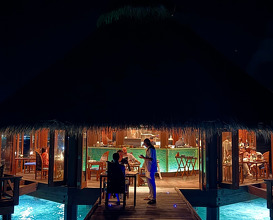 Dinner at Sunset Grill, Conrad Maldives