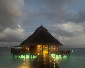 Dinner at Sunset Grill, Conrad Maldives