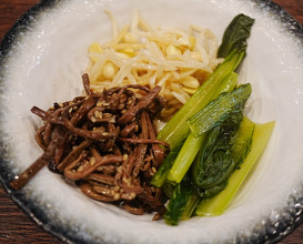 Dinner at 焼肉 三日月