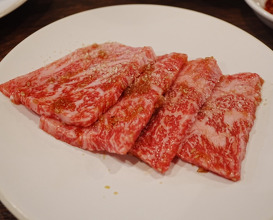 Dinner at 焼肉 三日月