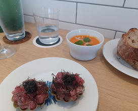 Dinner at Élise, Poissons & Braise