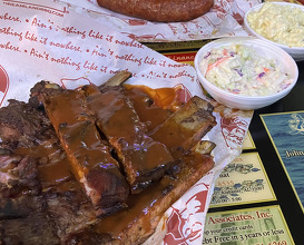 Dinner at Dreamland BBQ