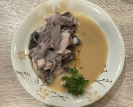 Dinner at Wafu Motsu Ryori Arata (和風もつ料理 あらた)