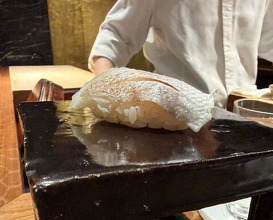 Dinner at HATSUNEZUSHI (初音鮨)