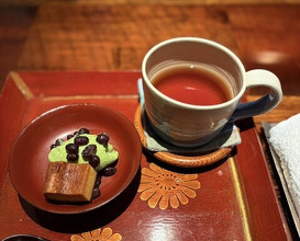 Dinner at HATSUNEZUSHI (初音鮨)