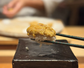 Dinner at HATSUNEZUSHI (初音鮨)