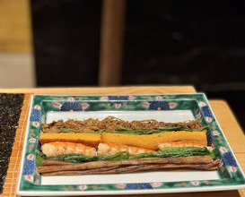 Dinner at HATSUNEZUSHI (初音鮨)