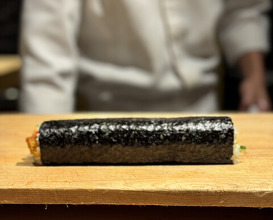 Dinner at HATSUNEZUSHI (初音鮨)