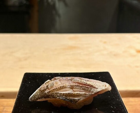 Dinner at HATSUNEZUSHI (初音鮨)