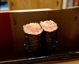 Dinner at Sushi Hijikata (鮨 土方)