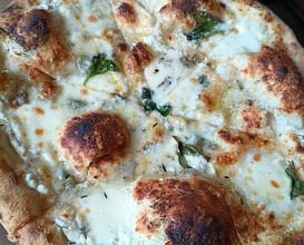 Dinner at IL PIZZAIOLO (イル・ピッツァイオーロ)