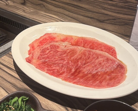 Dinner at Yakiniku Jumbo Hanare (焼肉 ジャンボ はなれ)