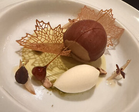 Dinner at Gastronomy Joel Robuchon (ガストロノミー ジョエル・ロブション)