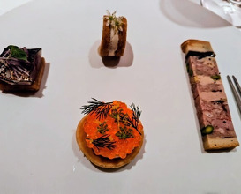 Dinner at French Ryori Kochuten (フランス料理 壺中天)