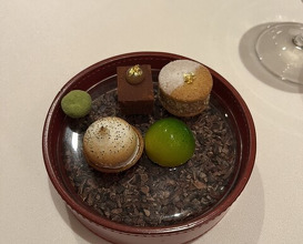 Dinner at La Baie (ラ・ベ)