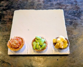 Dinner at middle (middle)