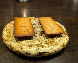 Dinner at middle (middle)