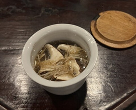 Dinner at middle (middle)