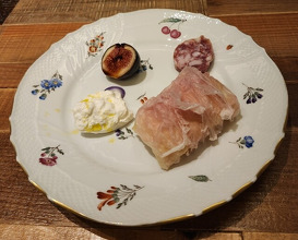 Dinner at Sanwa (三和)
