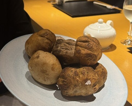 Dinner at Shin Zen Bi (眞善美)