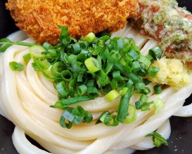 Dinner at Suzaki Shokuryohin Ten (須崎食料品店)