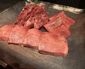 Dinner at YORONIKU TOKYO