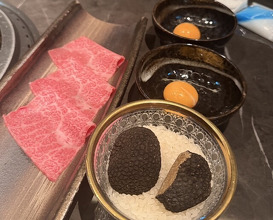 Dinner at YORONIKU TOKYO