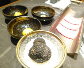 Dinner at YORONIKU TOKYO