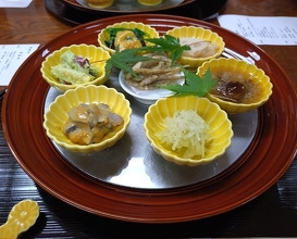 Dinner at Yoshi Cho (よし町)